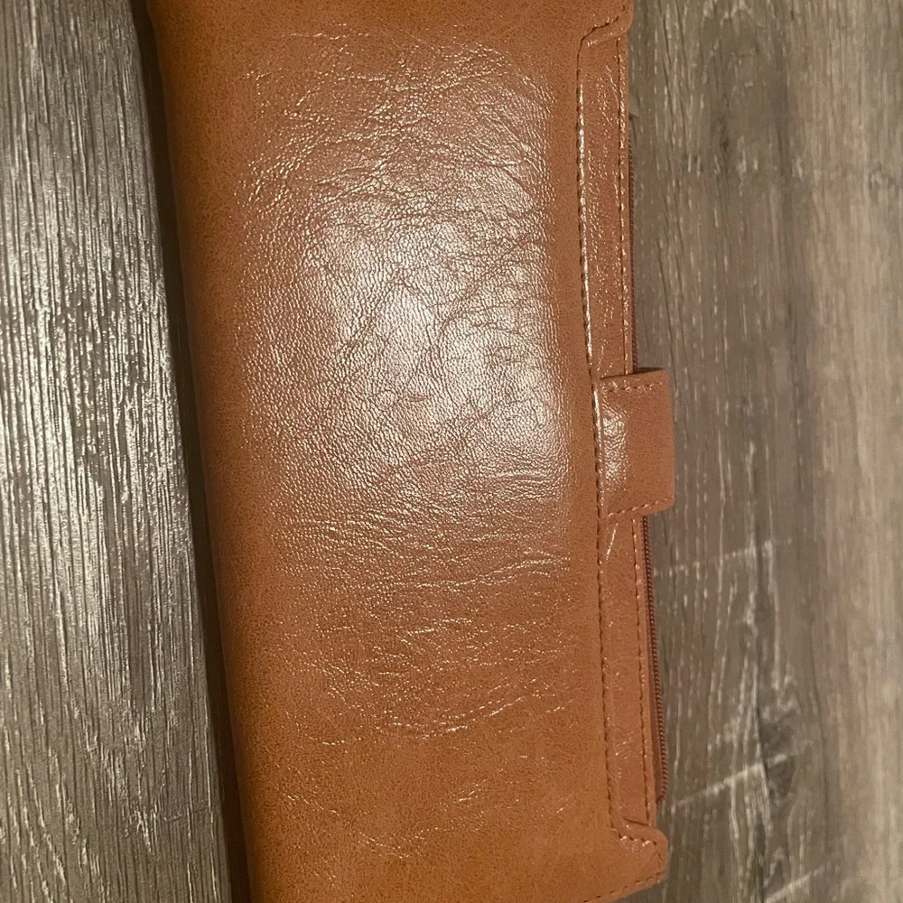 Wallets - Picture 8 of 10